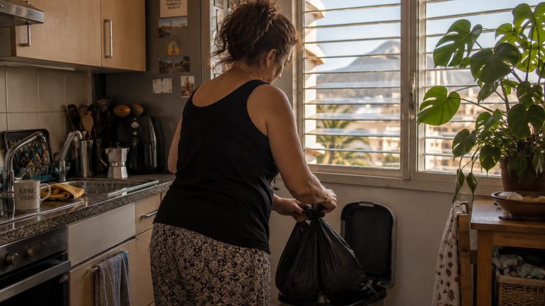 Empleada de hogar en Santa Cruz de Tenerife: sin temporada, con calima y cuesta arriba