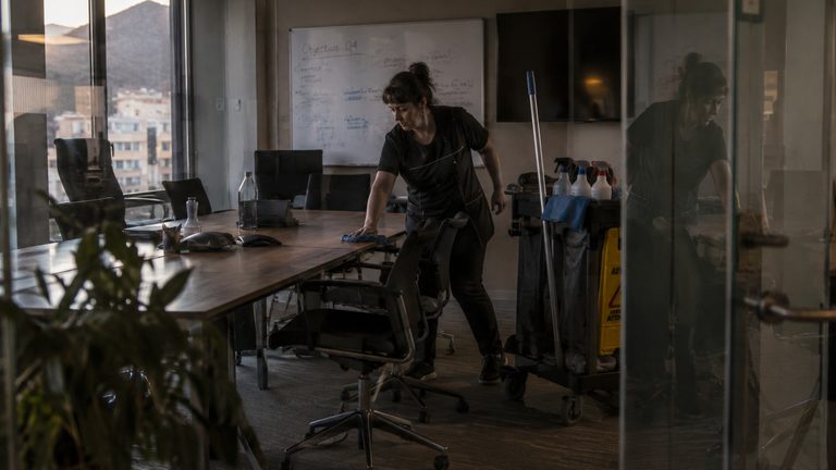 Así es la limpieza de oficinas en Andorra que las empresas más valoran